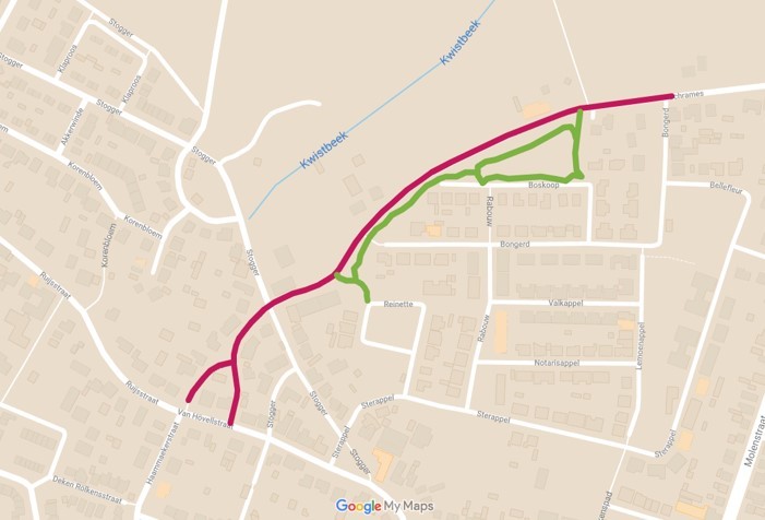 de rode lijn geeft het werkgebied aan voor de wegwerkzaamheden. Deze starten vanaf de van Hövellstraat tot en met de kruising Bongerd in Helden.  De groene lijn geeft de nieuwe groenstructuur weer die aangelegd is. 